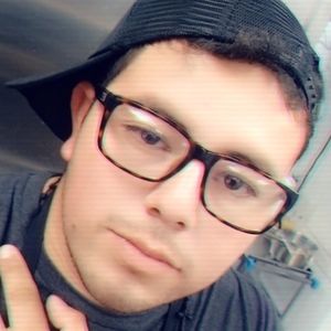 Meet your Posher, Luis